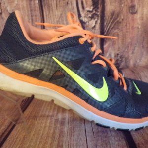 NIKE Training/Running/Walking Sneakers Women's Shoe Size 7.5